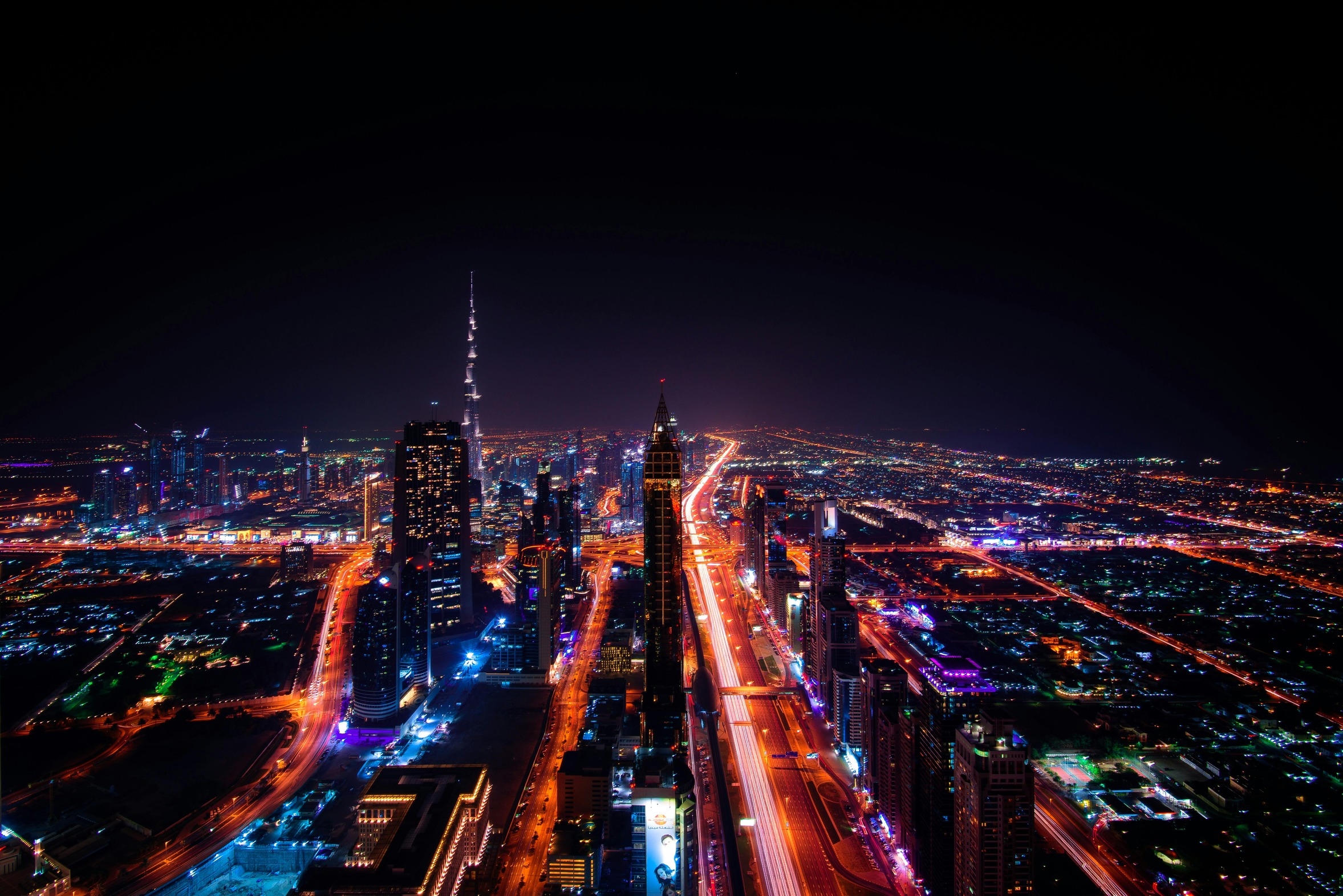 Beautiful Dubai landscape showing work-life balance